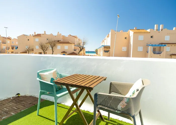 Tarifa Cozy House - Beach View & Balcony